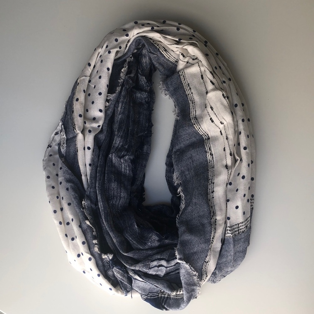 Anthro blue & white circle scarf
